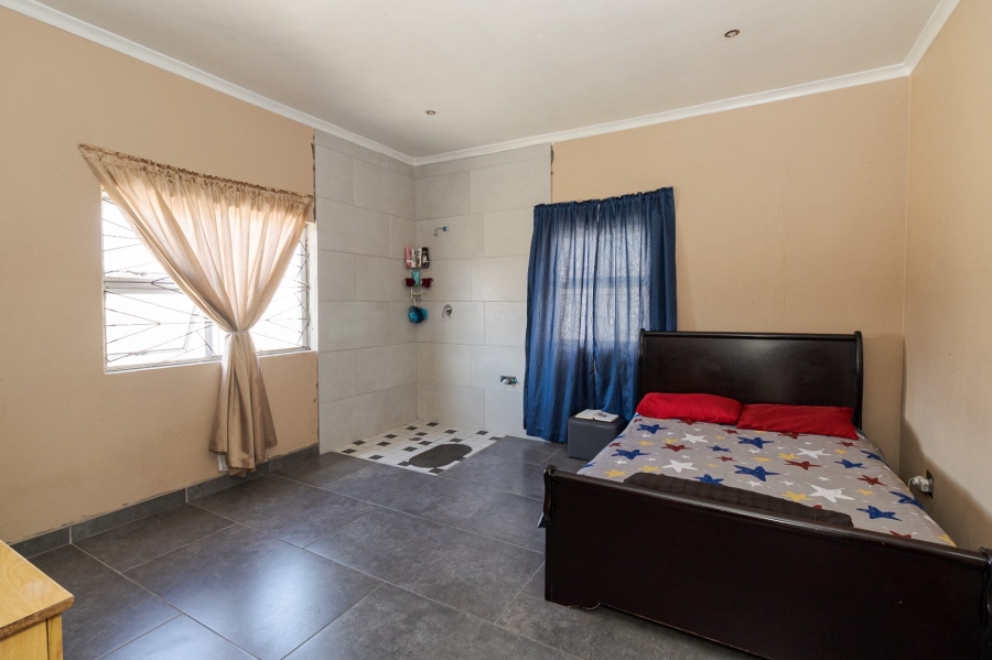 4 Bedroom Property for Sale in Voorbrug Western Cape